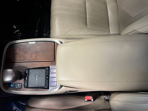Used 2018 Lexus LS 500 AWD image 22