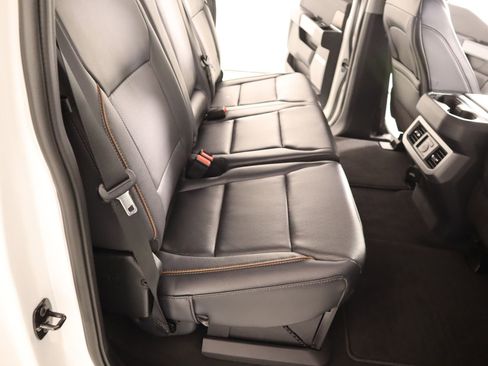 Used 2026 Ford F250 Lariat w/ Chrome Package image 15