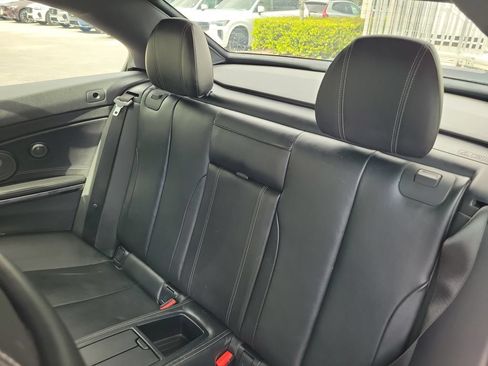 Used 2018 BMW M4 Convertible RWD image 11
