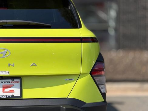 Used 2024 Hyundai Kona SEL image 16