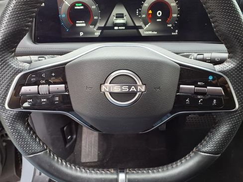 Used 2024 Nissan Ariya AWD image 9