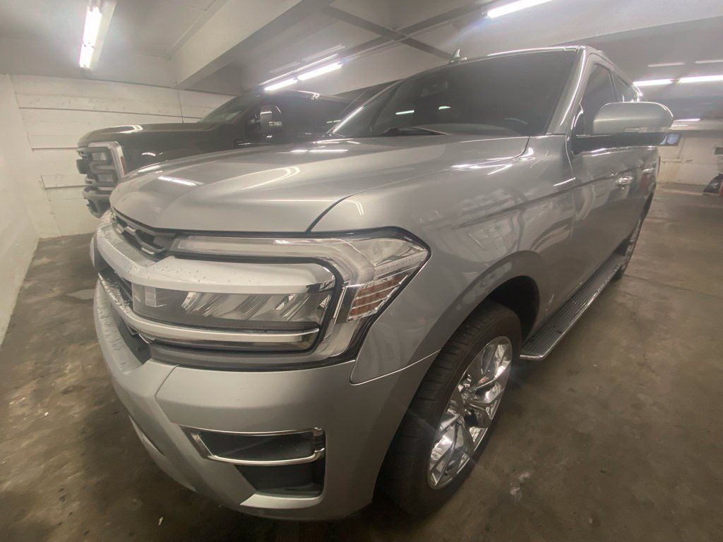 Used 2022 Ford Expedition Max Limited AWD/4WD image 1