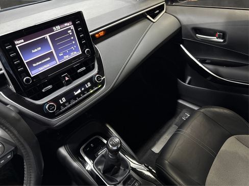 Used 2021 Toyota Corolla XSE FWD image 25