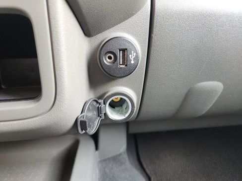 Used 2019 Nissan Frontier SV image 20