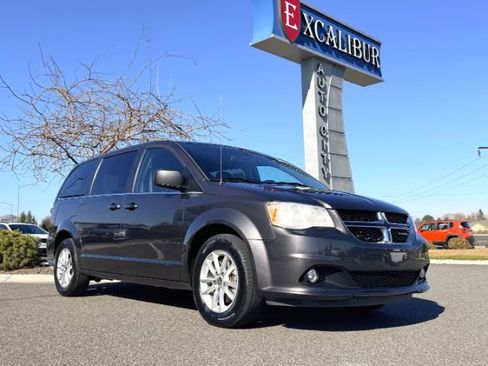 Used 2019 Dodge Grand Caravan SXT image 47