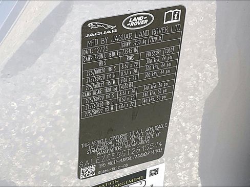 New 2026 Land Rover Defender 110 OCTA AWD/4WD image 15