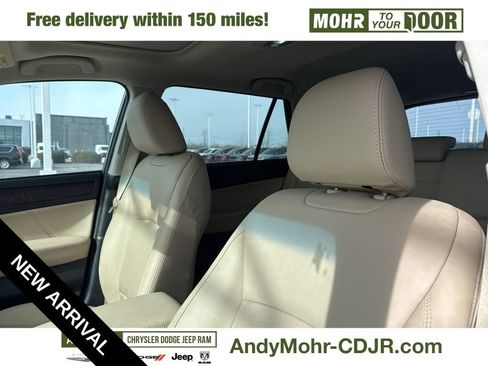 Used 2019 Subaru Outback 2.5i Limited w/ Popular Package #2 image 12