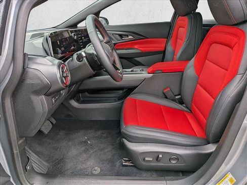 New 2025 Chevrolet Equinox EV RS image 16