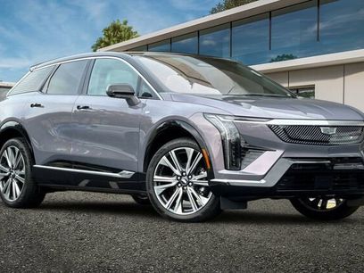 New 2026 Cadillac Optiq Luxury 2