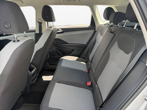 Certified 2023 Volkswagen Taos S FWD image 13
