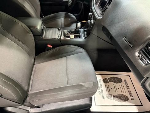 Used 2020 Dodge Charger SXT w/ Blacktop Package image 29