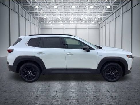 Used 2025 MAZDA CX-50 AWD 2.5 Hybrid w/ Premium Pkg image 4