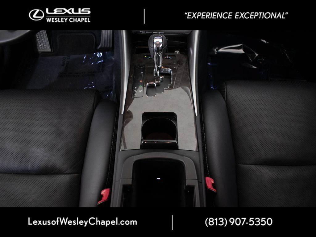 Used 2015 Lexus IS 250C w/ Luxury Package RWD image 20