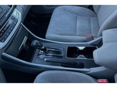 Used 2015 Honda Accord EX-L image 12