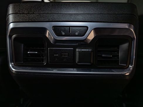 Used 2020 GMC Sierra 3500 Denali w/ Denali Ultimate Package image 24