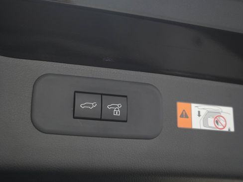 Used 2025 Lexus TX 500h AWD image 11