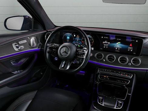 Used 2021 Mercedes-Benz E 53 AMG 4MATIC Sedan image 22