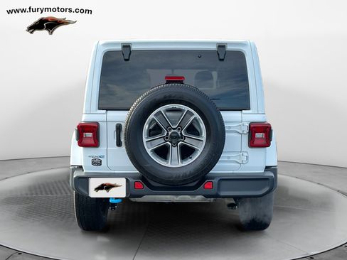 Used 2022 Jeep Wrangler Unlimited Sahara w/ Cold Weather Group image 4