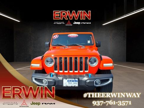 Certified 2023 Jeep Wrangler Unlimited Sahara w/ Cold Weather Group AWD/4WD image 2