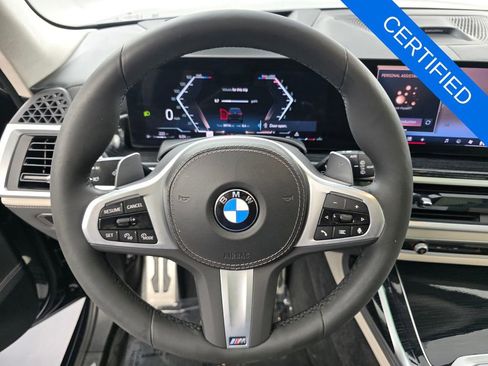 Used 2024 BMW X7 xDrive40i w/ M Sport Package AWD/4WD image 19
