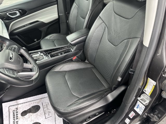 Used 2022 Jeep Compass Limited AWD/4WD image 21