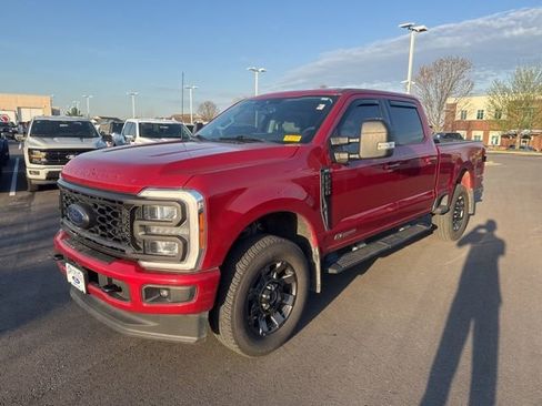 Used 2023 Ford F250 XLT w/ XLT Premium Package image 3