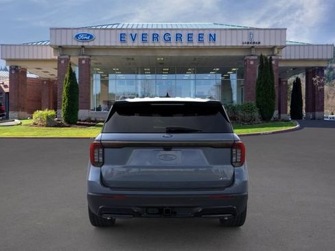 New 2026 Ford Explorer ST-Line w/ ST-Line Street Pack AWD/4WD image 5