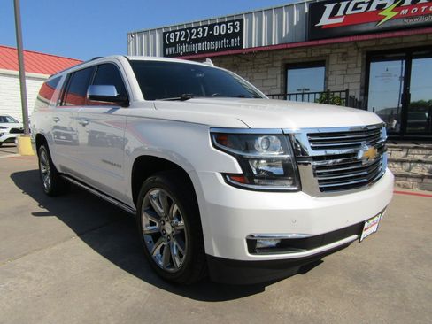 Used 2017 Chevrolet Suburban Premier w/ Max Trailering Package RWD image 6