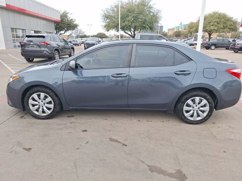 Used 2014 Toyota Corolla LE image 3