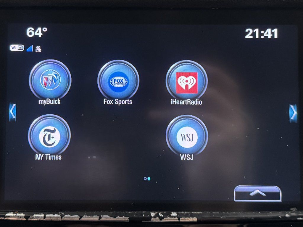 Used 2019 Buick Encore Essence FWD image 28