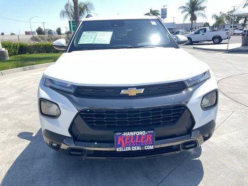 Used 2023 Chevrolet TrailBlazer ACTIV w/ Convenience Package AWD/4WD image 3