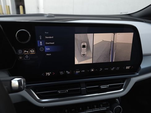 Used 2024 Chevrolet Equinox EV LT w/ Active Safety Package 3 image 25