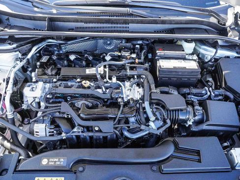 Certified 2025 Toyota Corolla LE image 27