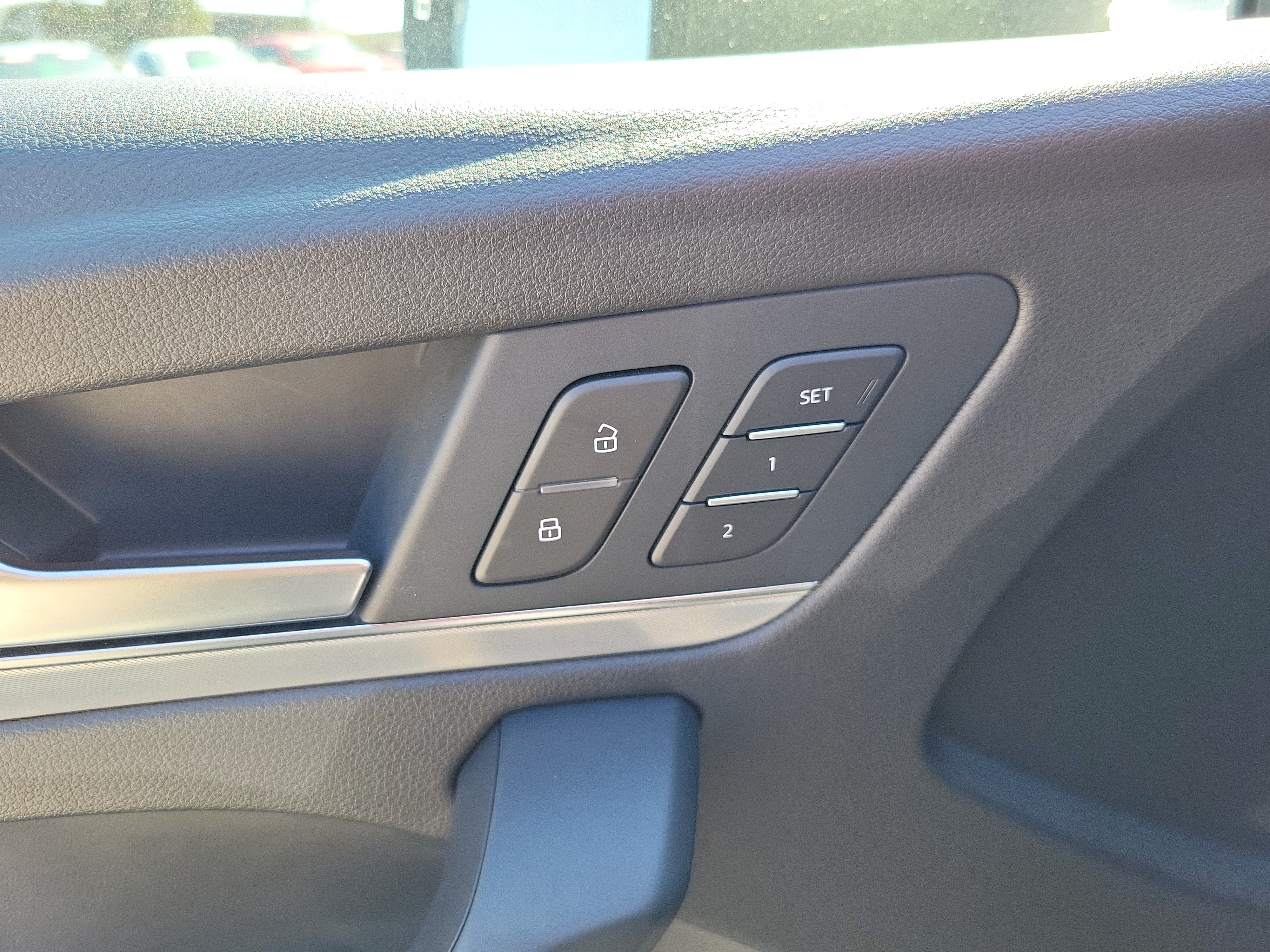 New 2025 Audi Q5 2.0T Premium AWD/4WD image 17