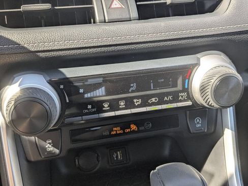 Used 2025 Toyota RAV4 LE FWD image 19