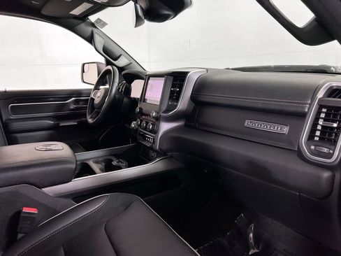 Used 2022 RAM 1500 Laramie w/ Sport Appearance Package AWD/4WD image 27