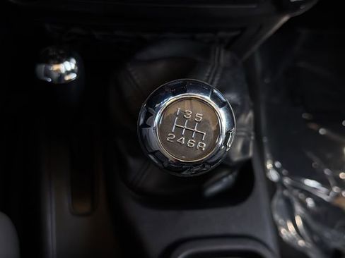 Used 2011 Jeep Wrangler Sport AWD/4WD image 24