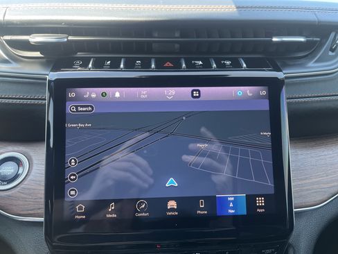 Used 2021 Jeep Grand Cherokee L Summit w/ Luxury Tech Group V image 33