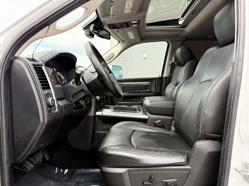 Used 2014 RAM 1500 Sport w/ Sport Premium Group AWD/4WD image 17