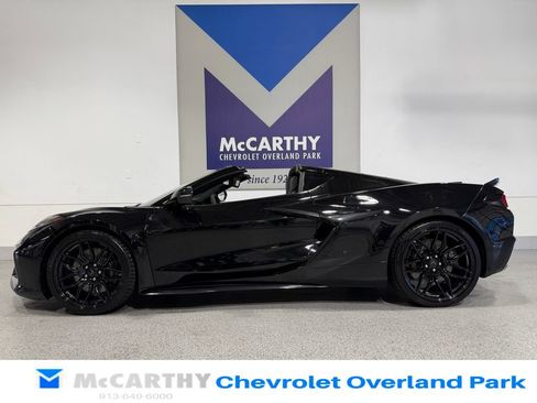 Used 2024 Chevrolet Corvette Z06 RWD image 8