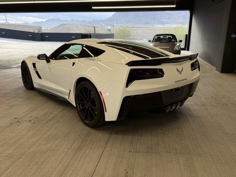 Used 2019 Chevrolet Corvette Grand Sport image 3