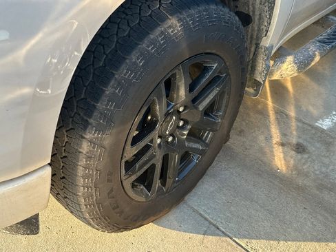 Used 2026 Chevrolet Silverado 1500 Custom w/ Turbomax Blackout Package image 8