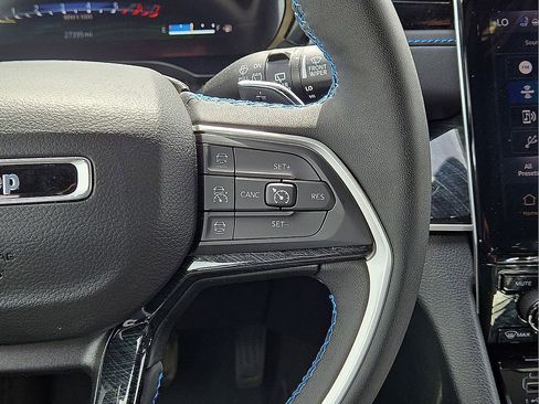 Used 2023 Jeep Grand Cherokee Trailhawk w/ Advanced Protech Group II image 23