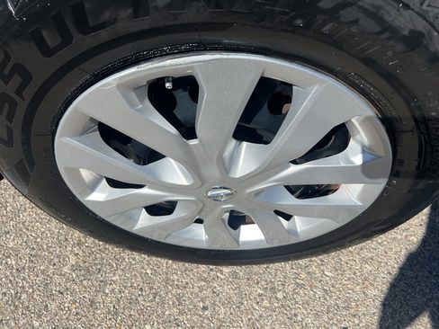 Used 2016 Nissan Rogue S image 38