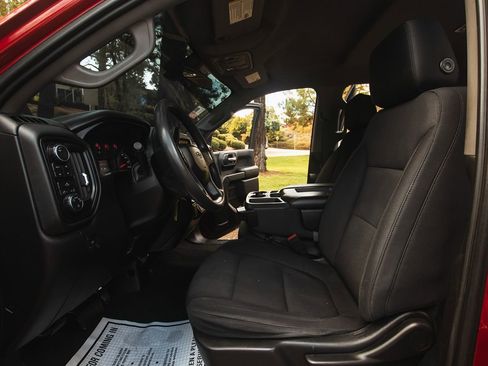 Used 2020 Chevrolet Silverado 1500 Custom Trail Boss w/ Custom Convenience Package image 26