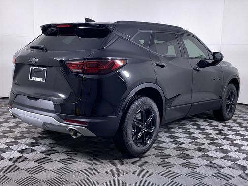 New 2026 Chevrolet Blazer LT w/ Convenience Package image 18