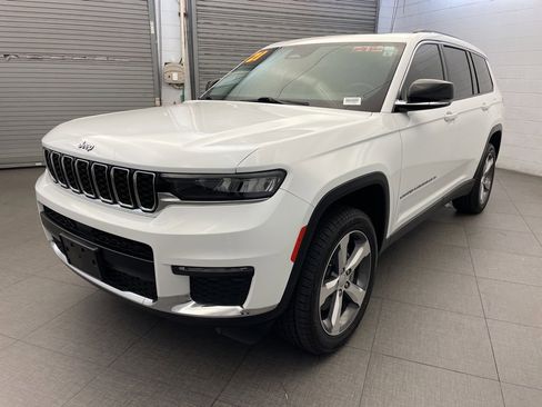 Used 2021 Jeep Grand Cherokee L Limited image 3