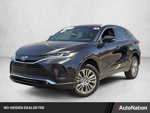 Certified 2023 Toyota Venza XLE AWD/4WD image 1