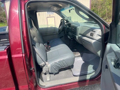 Used 2004 Ford F250 XL AWD/4WD image 7