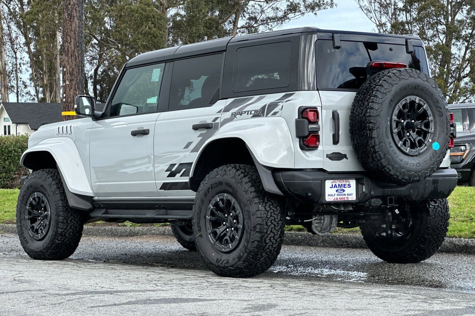 New 2026 Ford Bronco Raptor AWD/4WD image 3